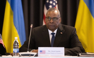 Міністр оборони США Ллойд Остін у Києві оголосив про новий пакет допомоги Україні на $400 млн