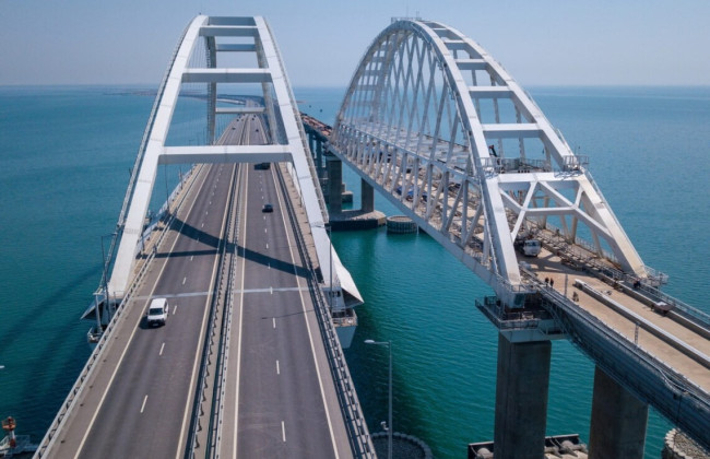 В ВМС объяснили, почему Крымский мост не уничтожен