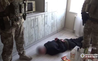 Познакомился в соцсети — в Сумах задержали мужчину за развращение 13-летней девочки