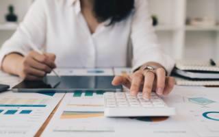 Нужно ли подавать в налоговую декларацию по НДС при непроведении хозяйственной деятельности — разъяснение