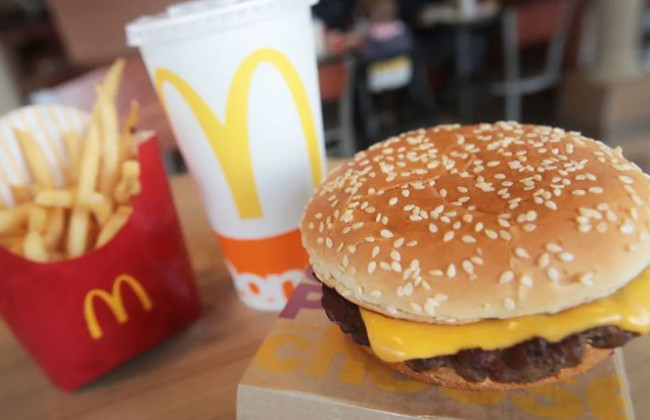 Акции McDonald’s резко упали после массовых отравлений бургерами в США