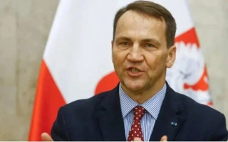 Польща пропонує Німеччині позбавити українських біженців соцвиплат як стимул «чоловікам – на фронт, а жінкам – відновлювати податкову базу»