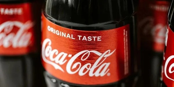 Coca-Cola відкликає в Австрії 28 мільйонів пляшок з напоями через помилку на виробництві