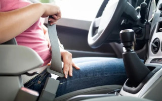 Патрульна поліція нагадала,чому важливо використовувати ремені безпеки в авто