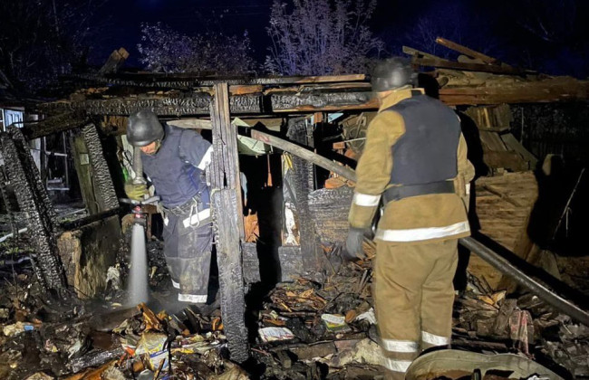 На Київщині в результаті атаки дронів виникли пожежі – постраждала 13-річна дитина