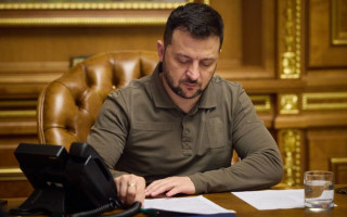 Володимир Зеленський підписав закон про дозвіл іноземцям служити на офіцерських посадах