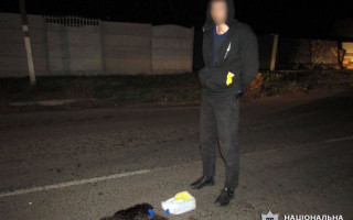 Підпалили поштове відділення та релейні шафи на залізниці — на Київщині затримали зловмисників