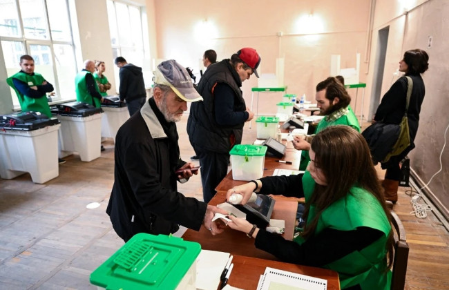 У Грузії закрились виборчі дільниці — екзитполи дають протилежні результати