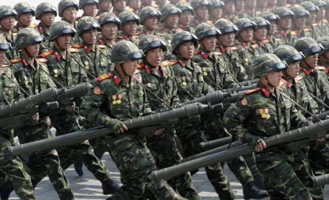 На Курщину к 28 октября перебросят пять тысяч северокорейских солдат — NYT