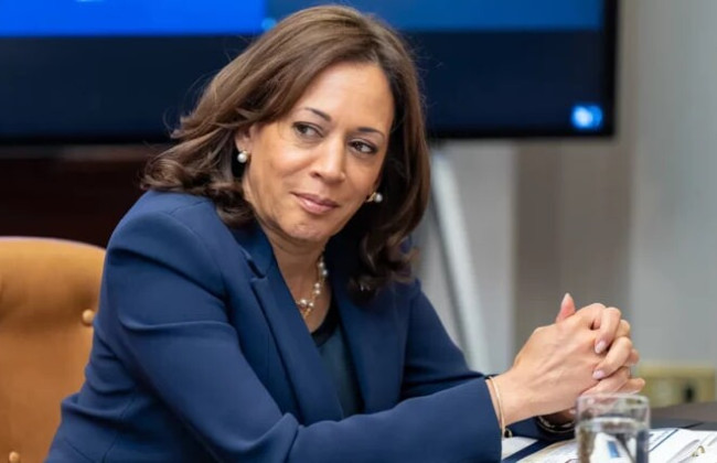 Камала Гарріс запропонувала пройти тест на IQ разом із Дональдом Трампом