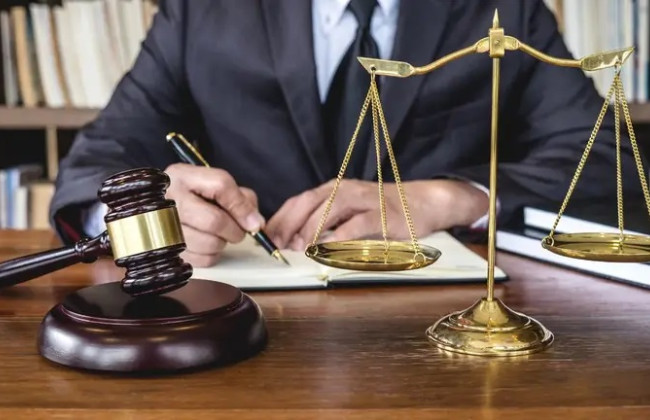 До повноважень суду належить саме перевірка дотримання визначеної законодавством процедури прийняття рішення про відкликання депутата за народною ініціативою — КАС ВС