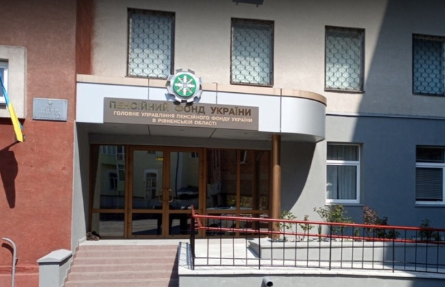 У наследника не возникает права требовать перерасчета определенных выплат, поскольку это право имеет исключительно наследодатель — суд