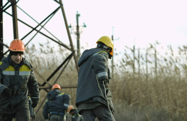 В Киеве в результате атаки рф получила повреждения высоковольтная линия – ДТЭК