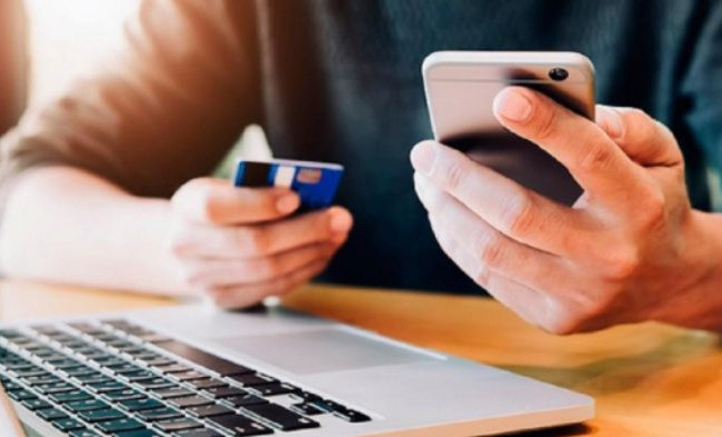 Мошенники распространяют фейковые сообщения от имени Минсоцполитики о получении 1000 гривен