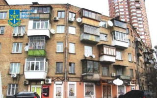 Оформив 828 тис грн «боргу» на померлих, щоб привласнити квартиру — у Києві судитимуть адвоката