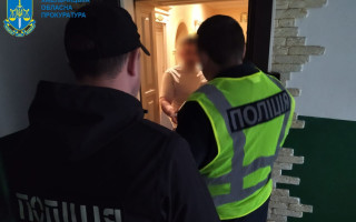 В Хмельницкой области будут судить псевдоволонтера, продававшего гуманитарную помощь военным