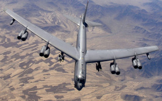 Стратегічні бомбардувальники B-52H США прямують на Близький Схід