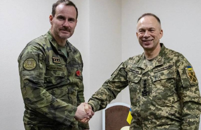 Олександр Сирський обговорив з чеською делегацією підтримку ЗСУ