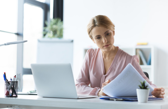 Чи можна сплачувати добровільні пенсійні внески у декреті — відповідь