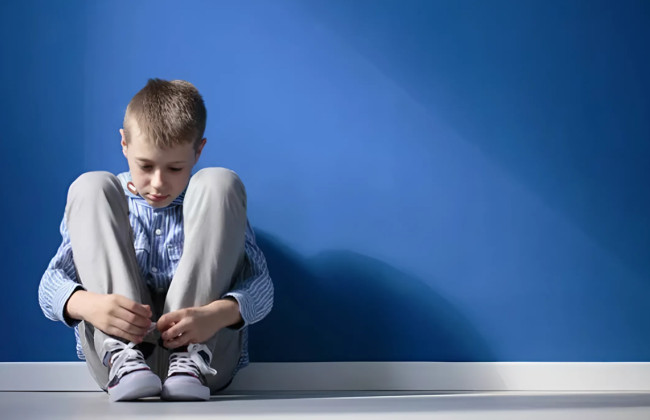 В Тернопольской области пенсионерка пытала внука, потому что он не выучил молитву — что решил суд