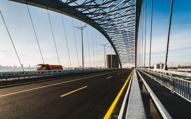 В КГГА раскрыли, когда откроют Подольско-Воскресенский мост для автомобилей