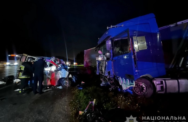 У Вінниці суд залишив під вартою водія вантажівки, який спричинив аварію, де загинуло 6 людей