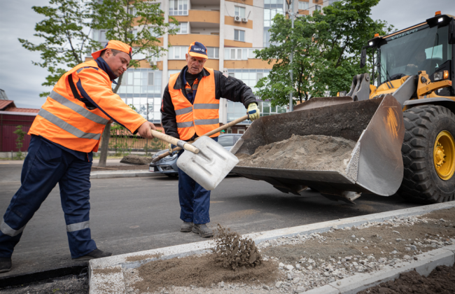 В Киеве на Броварском проспекте ограничат движение транспорта – на какой период