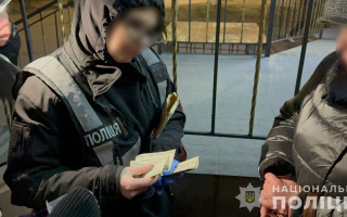 2000 доларів за оформлення інвалідності — затримано заступницю голови Центральної МСЕК