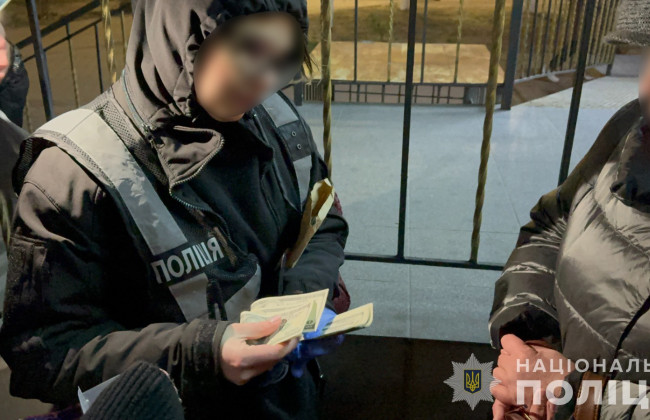 2000 долларов за оформление инвалидности — задержана заместительница председателя Центральной МСЭК