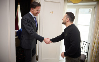 Володимир Зеленський обговорив із генсеком НАТО участь військових КНДР в російській агресії проти України