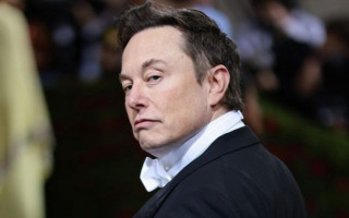 Маск пообіцяв під час телефонної розмови Трампа і Зеленського підтримати Україну супутниками Starlink