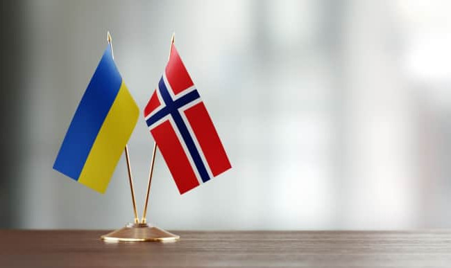 Украина и Норвегия подписали соглашение о сотрудничестве в оборонной сфере