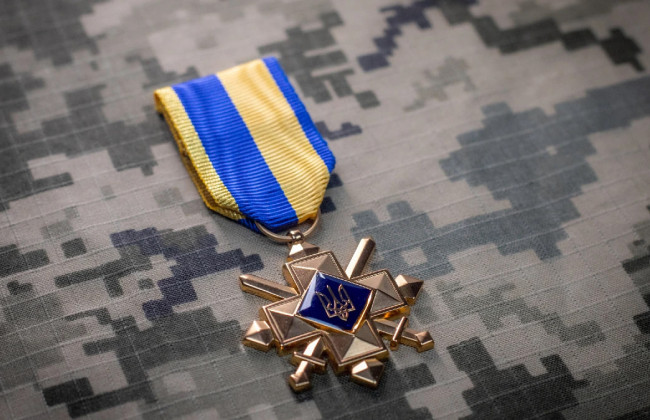 Ветераны с тремя «Крестами боевых заслуг» получат особые выплаты – в Раде зарегистрировали законопроект