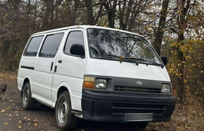 В Сумах задержали мужчину, который украл с территории госпиталя микроавтобус медиков