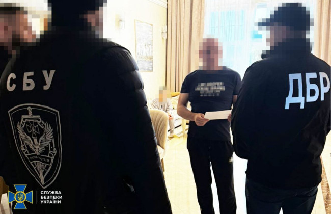 Народному депутату Євгенію Шевченку оголосили підозру в державній зраді