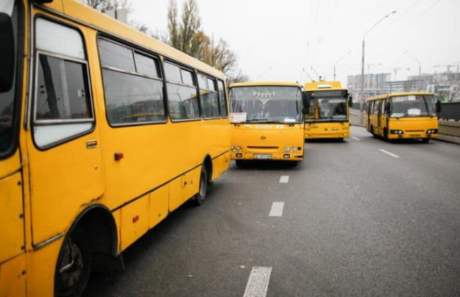 У КМДА відповіли, чому не відстежуються в реальному часі машрутки у Києві