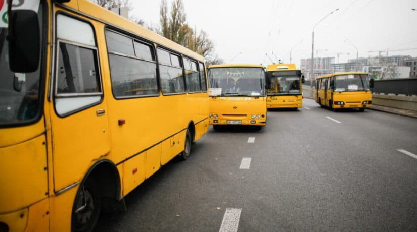 У КМДА відповіли, чому не відстежуються в реальному часі машрутки у Києві