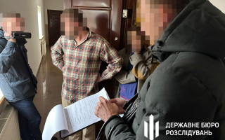 ДБР на Прикарпатті викрило мережу розповсюдження наркотиків, яку організували правоохоронці