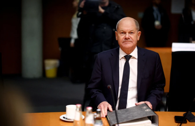 Шольц в телефонном разговоре с путиным призвал вывести войска из Украины и сесть за стол переговоров