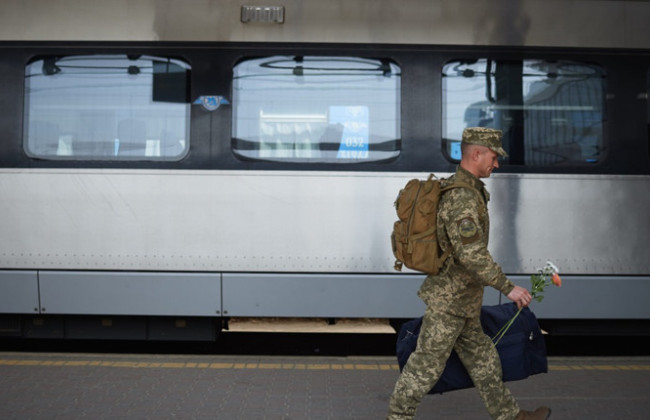 Учитывается ли время службы в армии во время мобилизации в трудовой стаж для отпуска