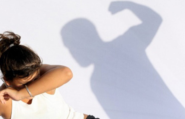 Житель Івано-Франківщини знущався над дружиною та побив семирічну доньку