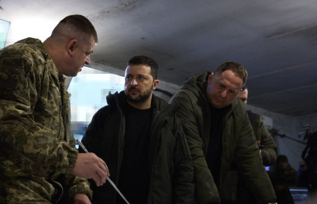 Владимир Зеленский посетил Покровск, в районе которого идут самые горячие бои