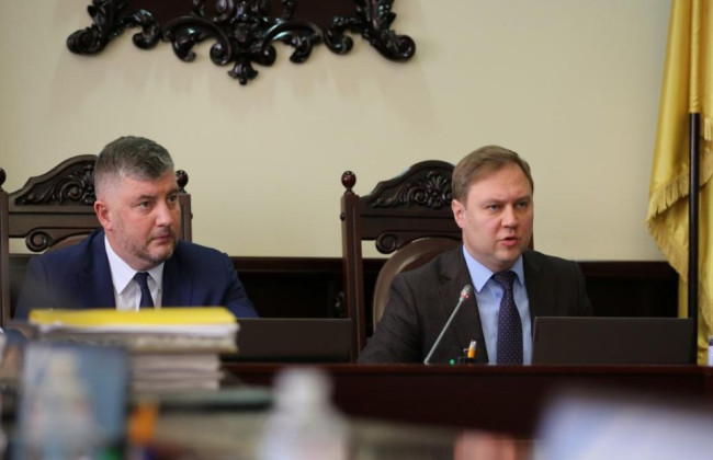 ВККС: Один судья подтвердил соответствие занимаемой должности, один – не подтвердил