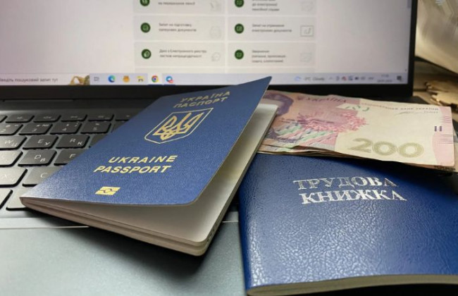 В ПФ объяснили, засчитывается ли в страховой стаж для назначения пенсии период пребывания в центре занятости