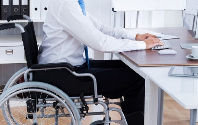 Как работодателям получить компенсацию за обустройство рабочего места для человека с инвалидностью
