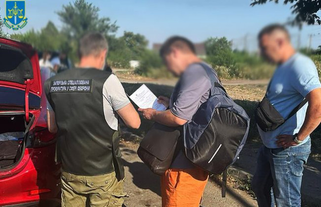 В Запорожской области группа лиц на закупках для ВСУ нанесла государству ущерб на 5 млн грн