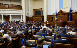 Відкриття кримінальної справи за дезертирство не заважатиме продовженню військової служби – Рада ухвалила закон