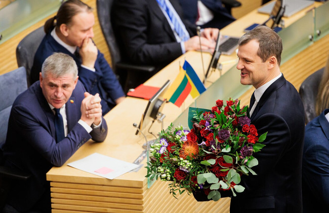 В Литве официально сменился премьер – должность занял Гинтаутас Палуцкас