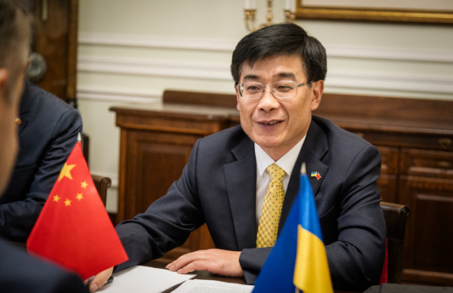 В Министерстве иностранных дел Украины приняли копии верительных грамот у нового посла Китая