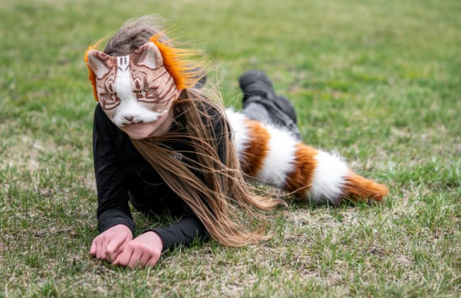 Если человек хочет быть лисичкой или белочкой, пусть попробует — в образовательном комитете прокомментировали тренд на квадроберов